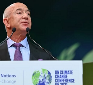 Jeff Bezos speaks at the COP26 climate summit in Glasgow, United Kingdom on November 2, 2021. Paul Ellis | Pool | Getty Images Jeff Bezos speaks at the COP26 climate summit in Glasgow, United Kingdom on November 2, 2021. Paul Ellis | Pool | Getty Images