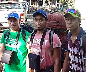 Credit - Samoa Conservation Society Some of the members of the field survey in the rainforest of Uafato which included village residents and SCS and MNRE staff.