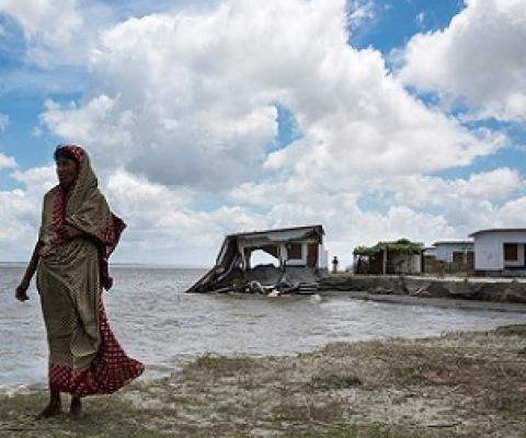 The climate crisis has already negatively affected places like Bangladesh, where river erosion has cost people their homes.Credit: Zakir Hossain Chowdhury/Barcroft Media/Getty