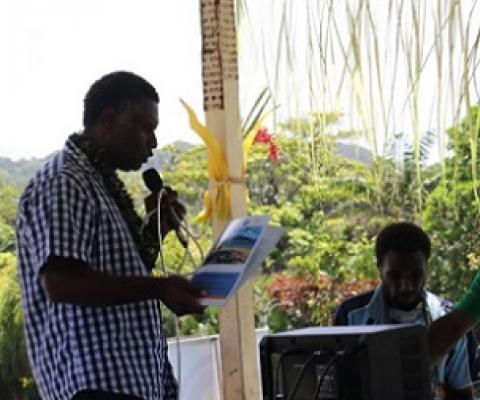 Tafea Province Secretary-General, Joe Lautim launching the Port Resolution CCA management Plan. Source - https://dailypost.vu/ 