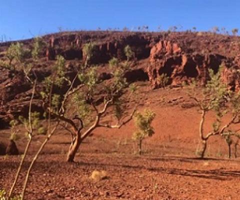 Weelumurra valley near site S08-032, a significant place for men’s ceremonies. Photograph: Wintawari Guruma Aboriginal Corporation