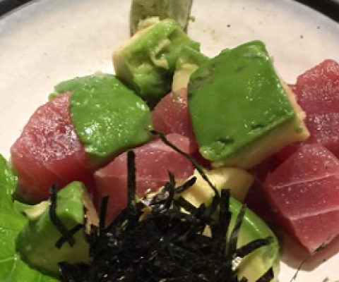 Tuna continues to be a delicacy in Japan. source - www.tunapacific.org