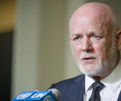 Peter Thomson, President of the seventy-first session of the General Assembly, speaks to journalists, following the opening meeting of the session. Photo credit: UN Photo/Rick Bajornas