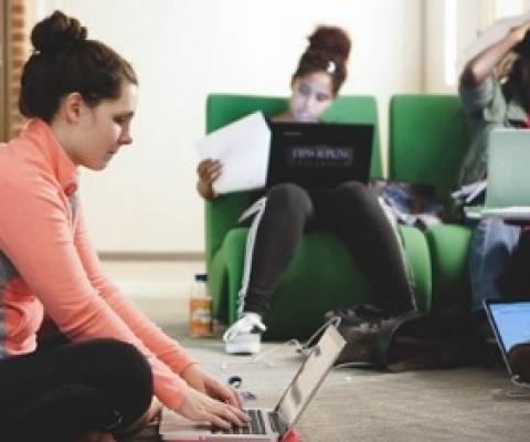 Free lists of grants and fellowships around the world available online