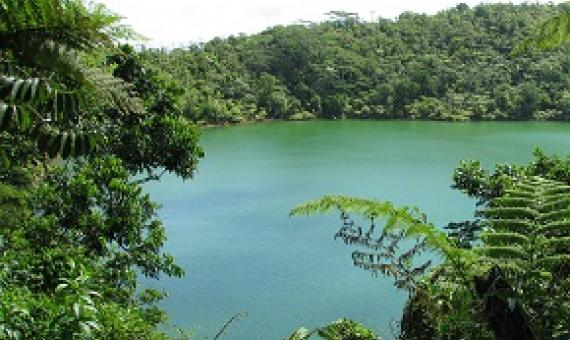 Lake Lanotoo, Samoa. credit - V. Jungblut